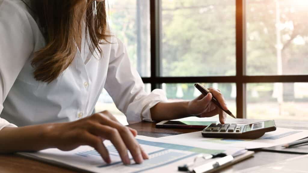 Wie man seine finanziellen Ziele definiert und mit der Kreditkarte erreicht